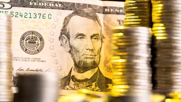 crecimiento dolar tipo de cambio