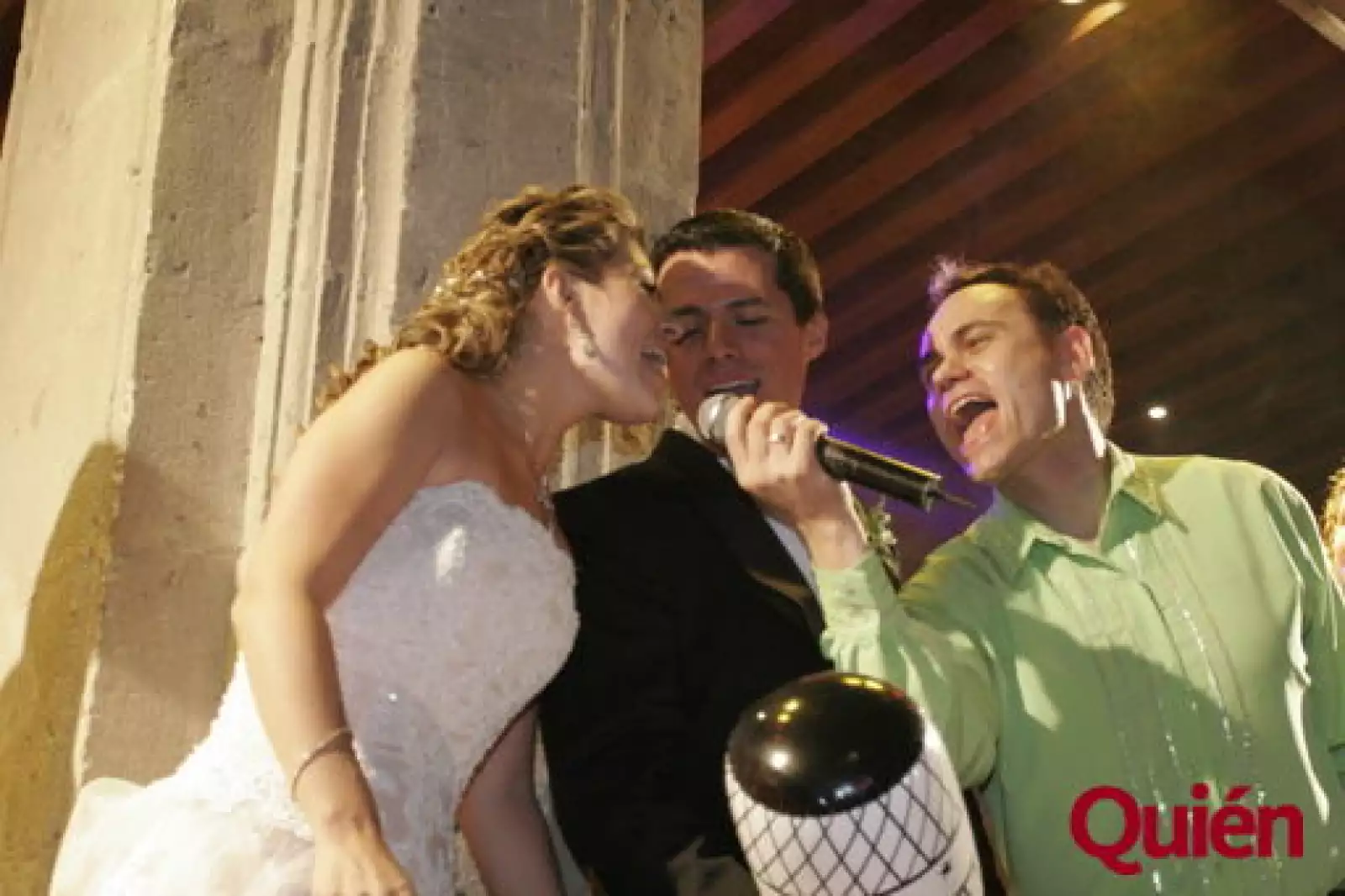 Paulina Flores, Pablo Corona