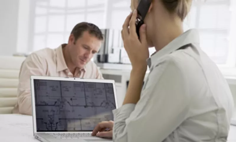 Una persona con intención de contratarse en una empresa internacional debe saber que se desenvuelve en un entorno que requiere iniciativas para todo el mundo. (Foto: Thinkstock)