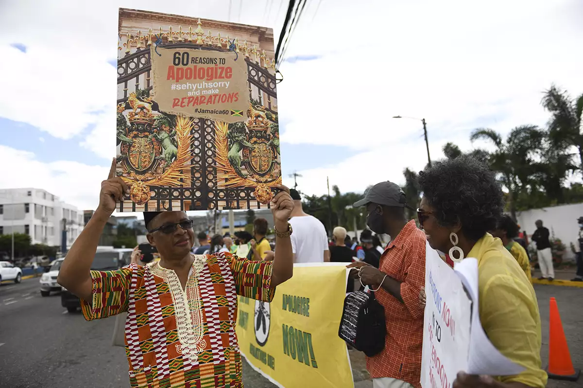 JAMAICA-UK-PROTEST-ROYALS