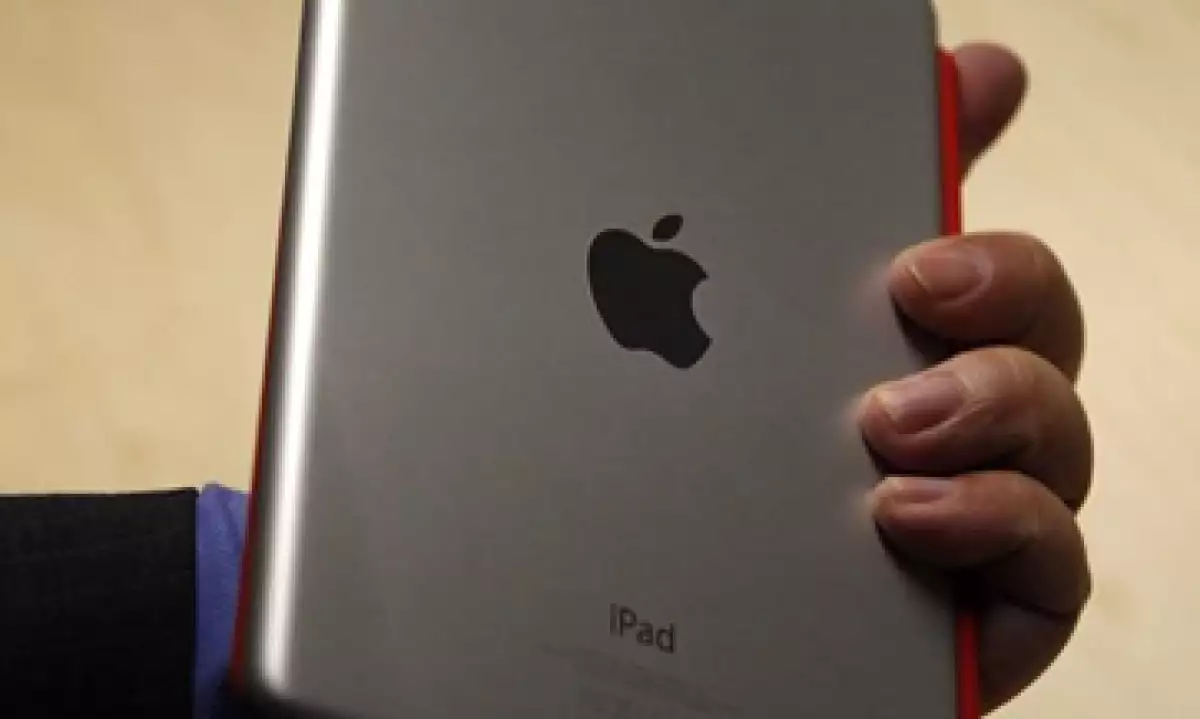 En la iPad Mini, el texto y los gráficos son más pequeños. (Foto: Reuters)