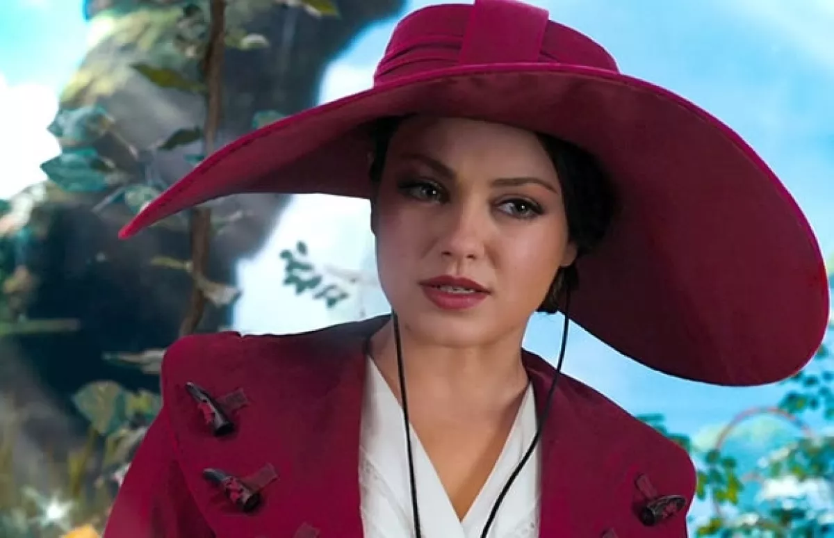 Mila Kunis fue `Theodora´.