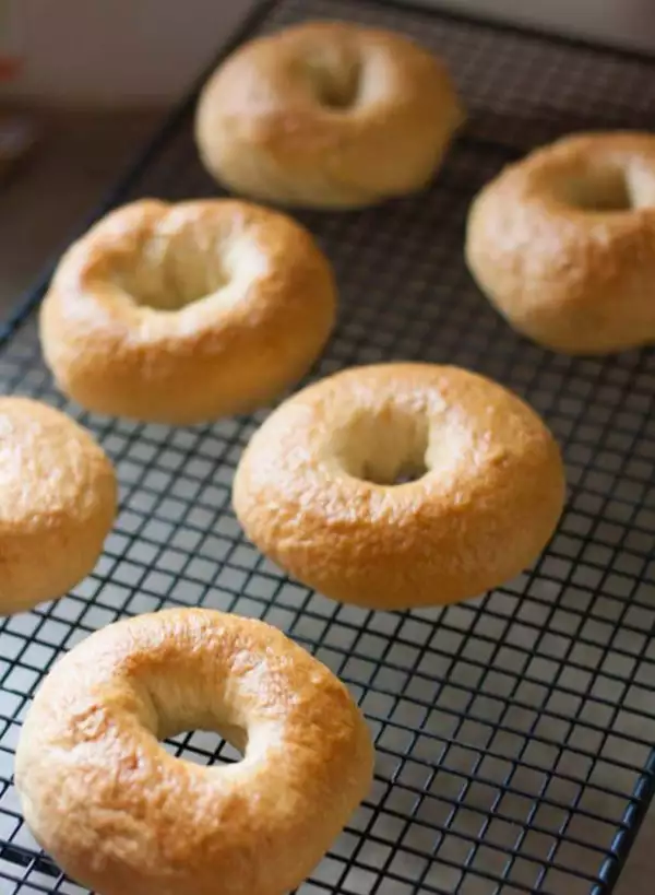 Disfrutalo acompañado de peanut butter y plátano