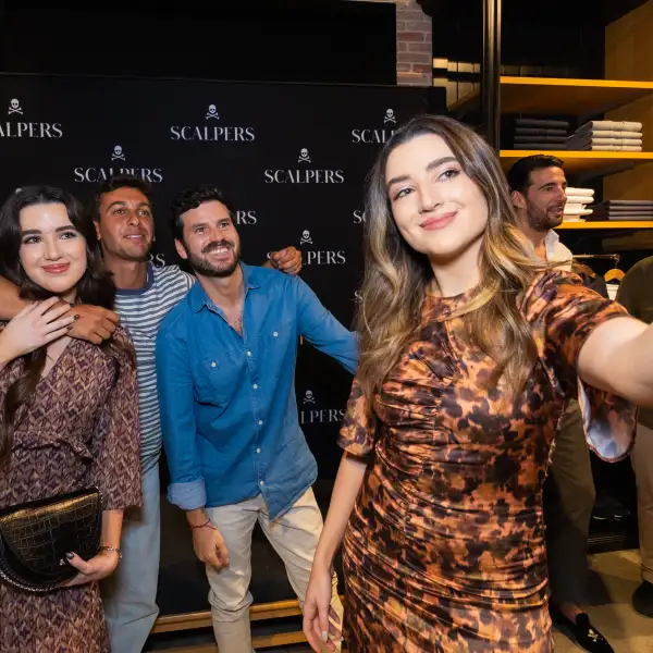 TABURETE SCALPERS