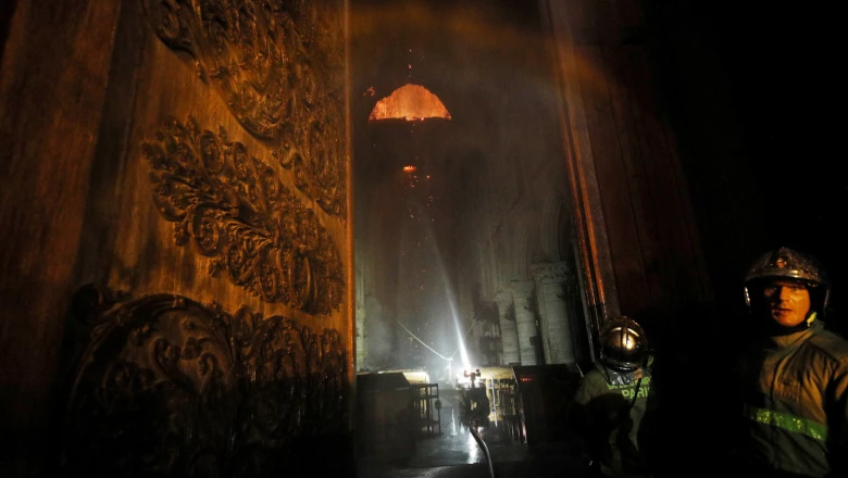 Incendio Notre Dame-3
