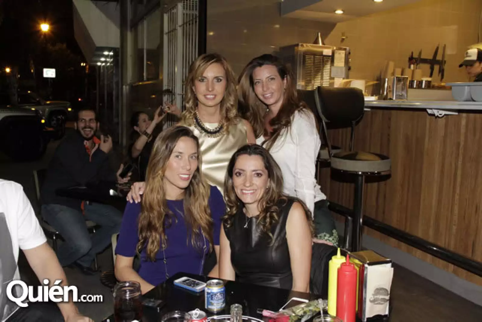 Tania Amiga,Fortuna Yedit,María Fernanda Uhthoff,Paulina Carasa