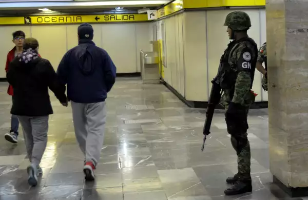 guardia-nacional-metro.jpg