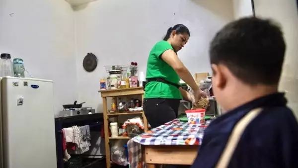 El sistema de cuidados en México necesita una inversión que equivale a más de medio billón de pesos extra