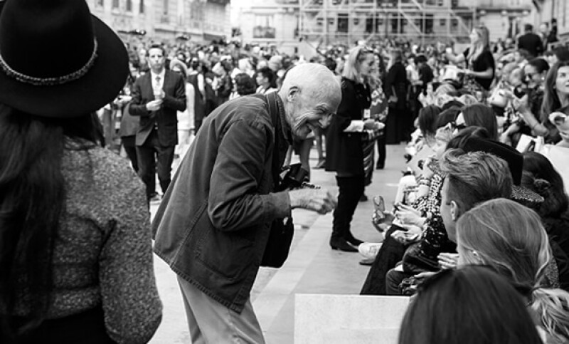 Bill antes del desfile de Chanel en París.