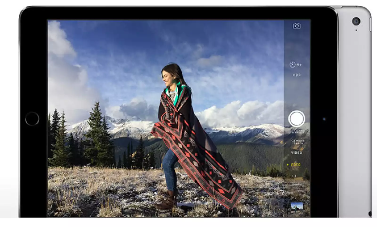 La tableta cuenta, según Apple, con las mejores cámaras que se han hecho para una iPad, tanto la iSight, como la cámara frontal FaceTime HD.