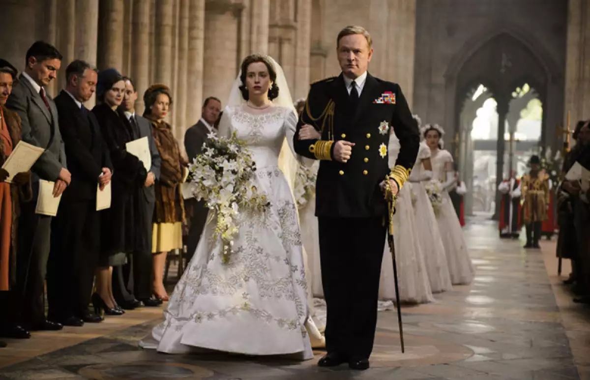 Réplica del vestido de novia de la reina Isabel II