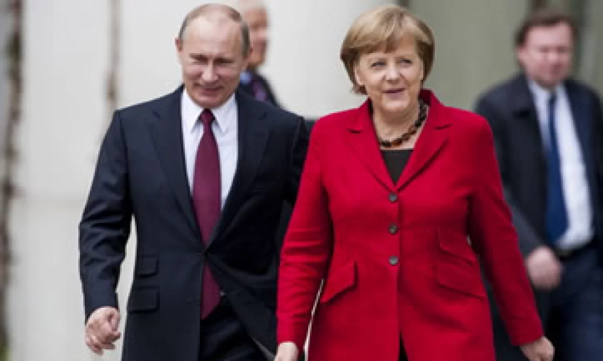 El presidente ruso –izq- asistirá a la clausura pues su país organizará el próximo Mundial. (Foto: Getty Images)