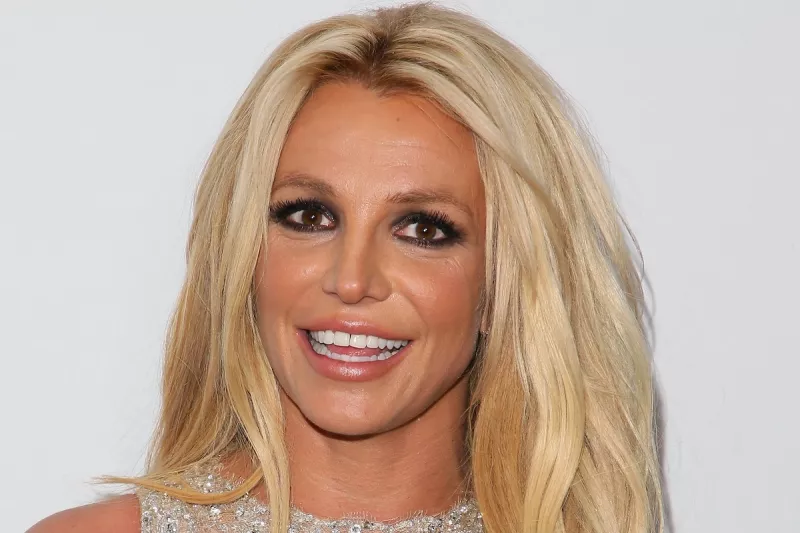 4th Hollywood Beauty Awards - Arrivals