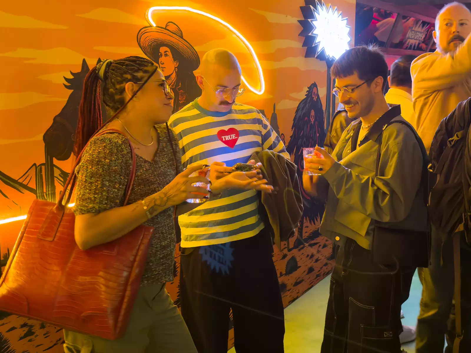 LALA, DAVE HOLD & CHUY PÉREZ.jpg