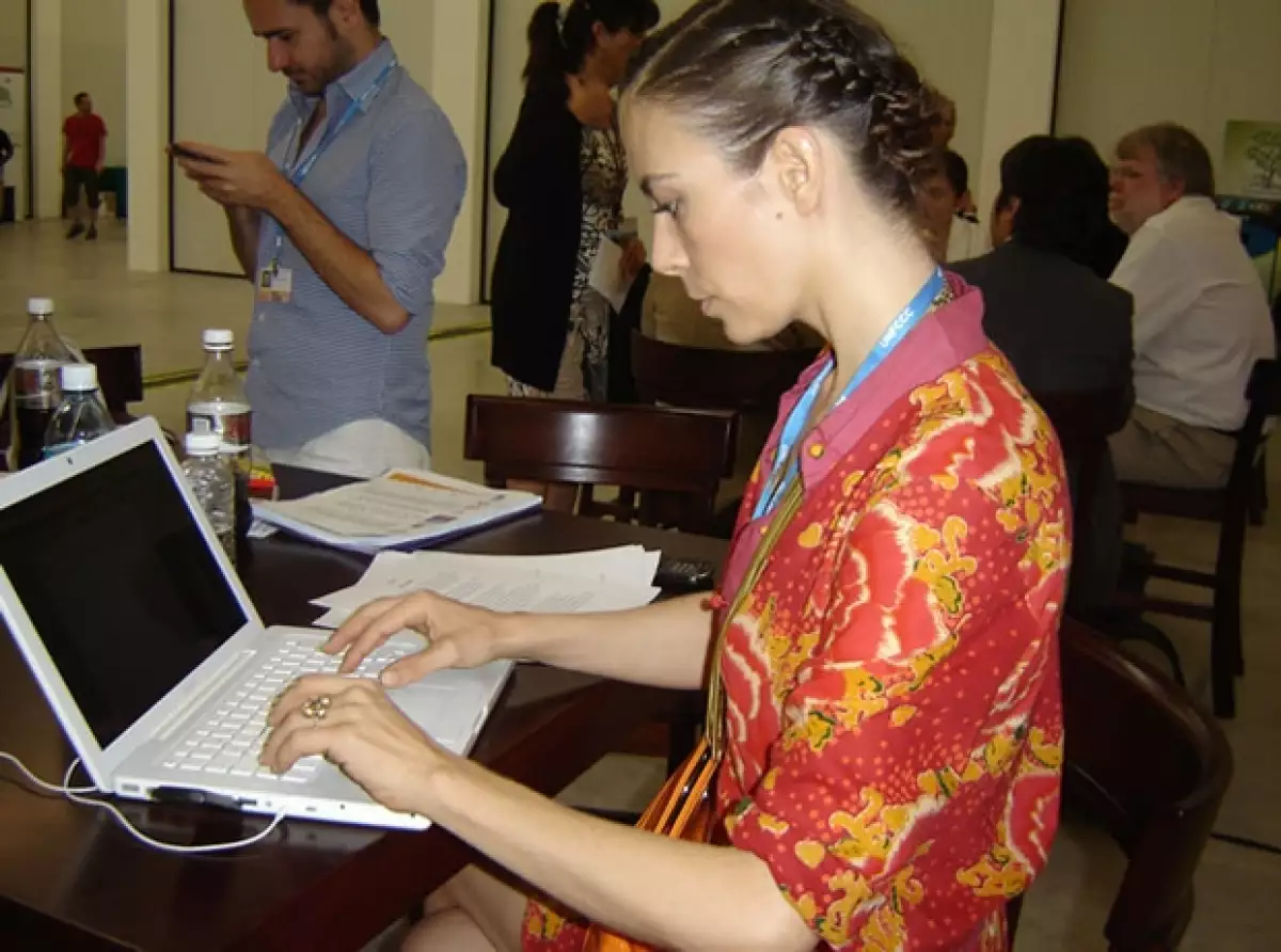 La actriz y cantante se encuentra en Cancún, desde donde reportará para CNNMéxico lo que acontezca en la conferencia de Naciones Unidas sobre el cambio climático.