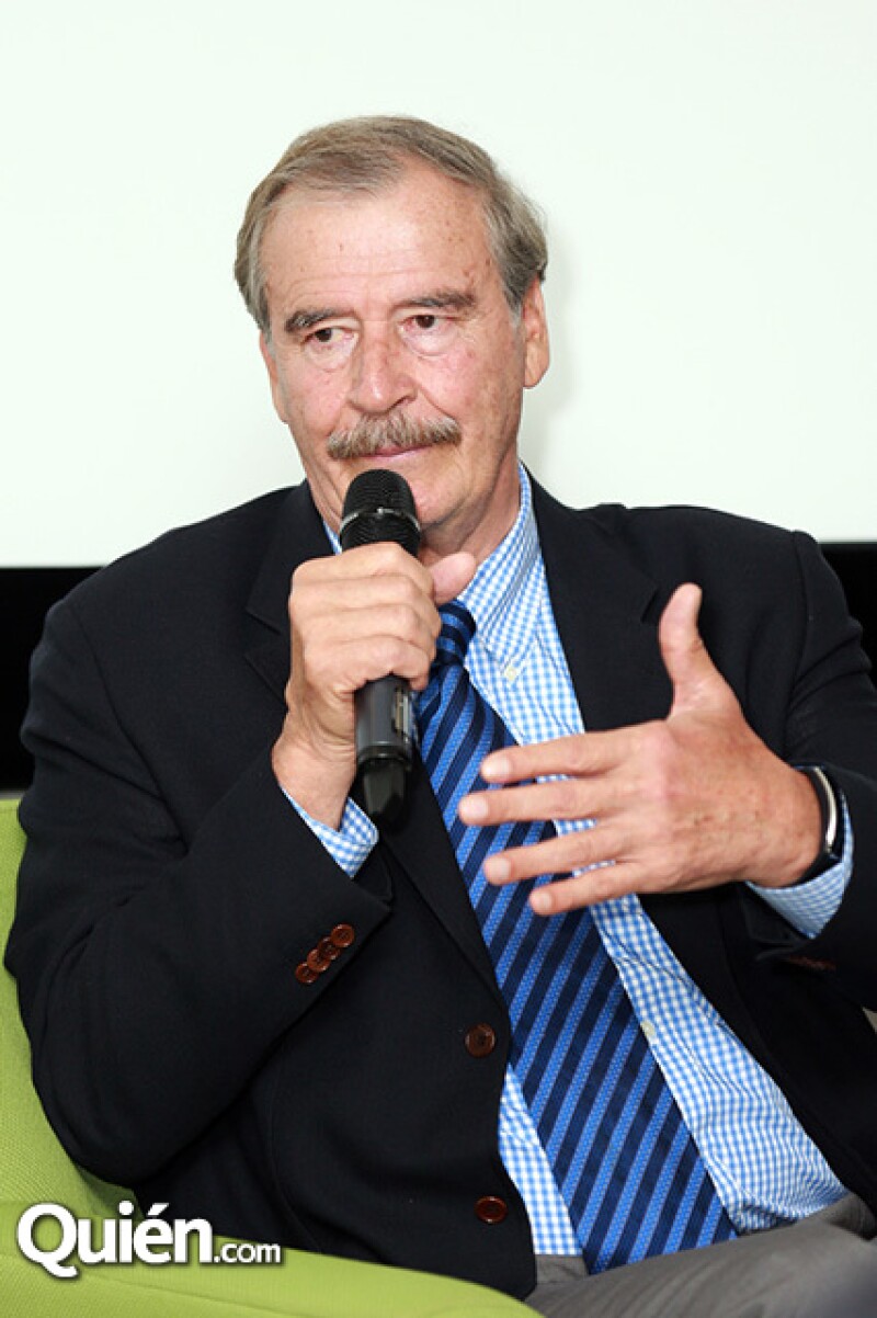 El ex presidente de México utilizó las redes sociales para mandar varios mensajes al pre candidato republicano a la presidencia de los Estados Unidos, todo en inglés.