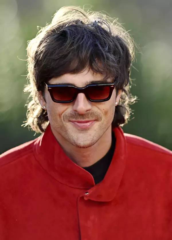 Jacob-Elordi-familia