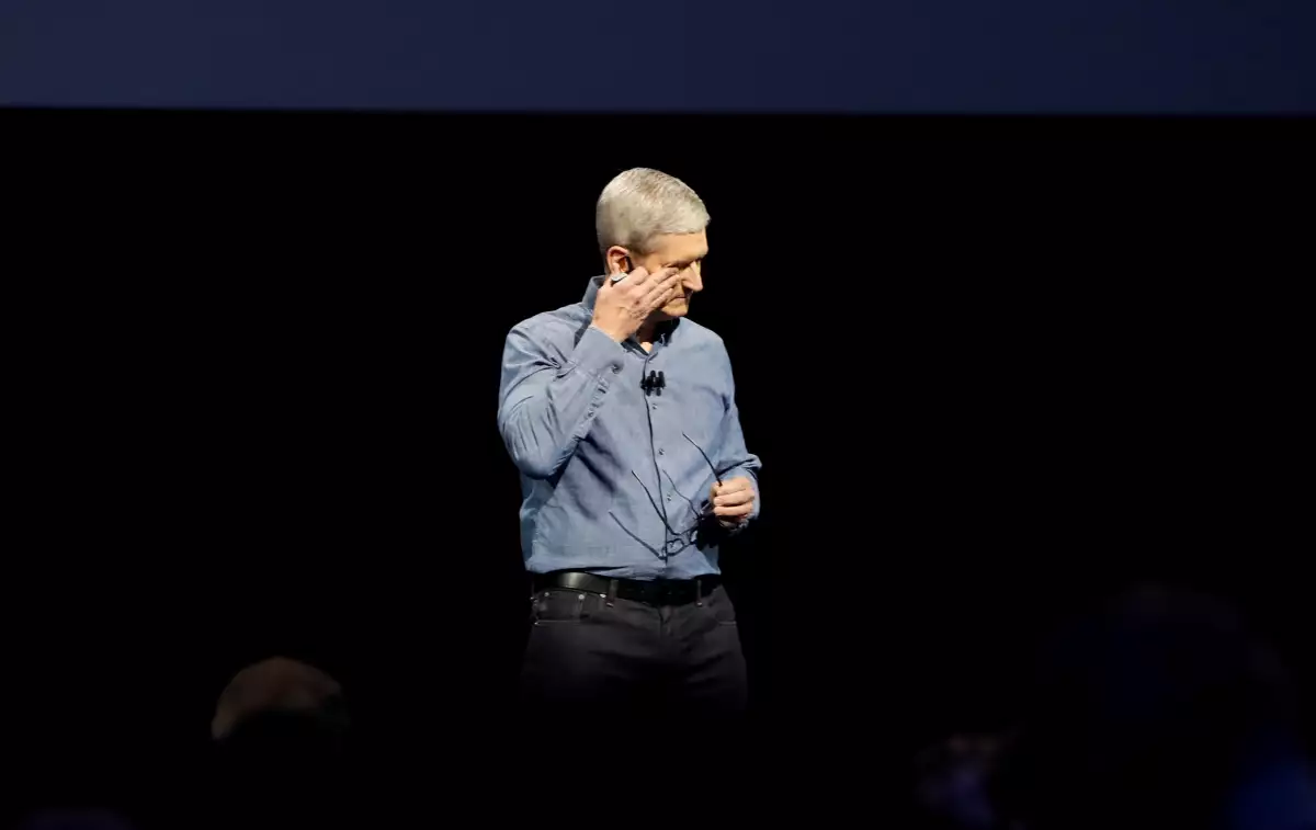 Mercados castigan a Apple