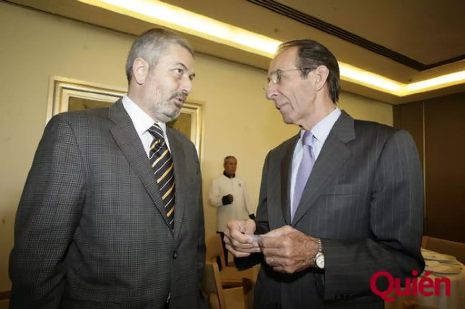 Magdy Martínez, Manuel Arango