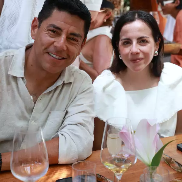 Rodrigo Torres  y Fer Sela