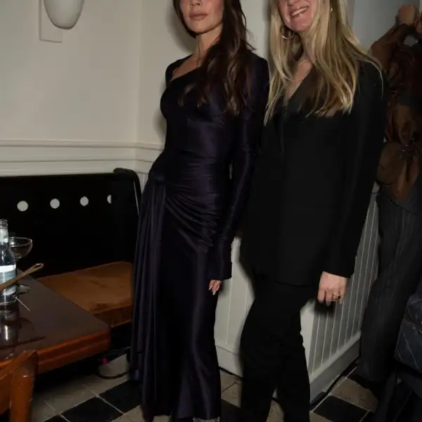 VB AW23 COCKTAILS    43.jpeg