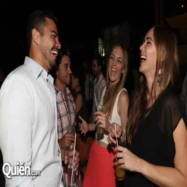 Luis Eduardo Tolorsa, Luis Azueta, Natalia y Bianca Dixon