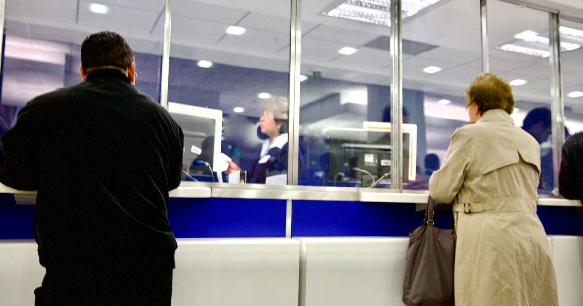 BANCOS ACORTAN HORARIOS: ¿DÓNDE HACER TRÁMITES POR LA TARDE?