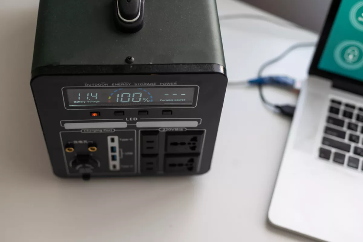 ¿Los apagones de energía eléctrica dañan mis dispositivos? Así puedes protegerlos