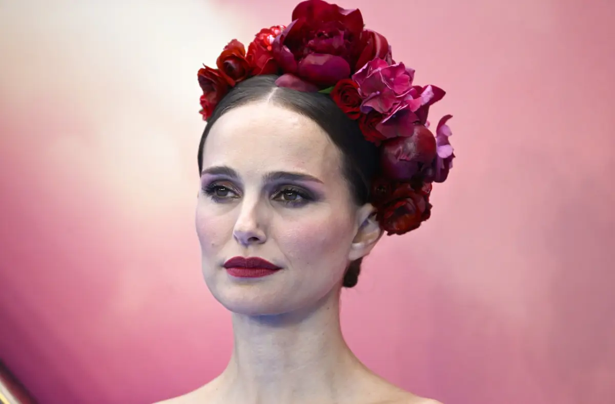 natalie-portman-marvel-studios-thor-love-thunder