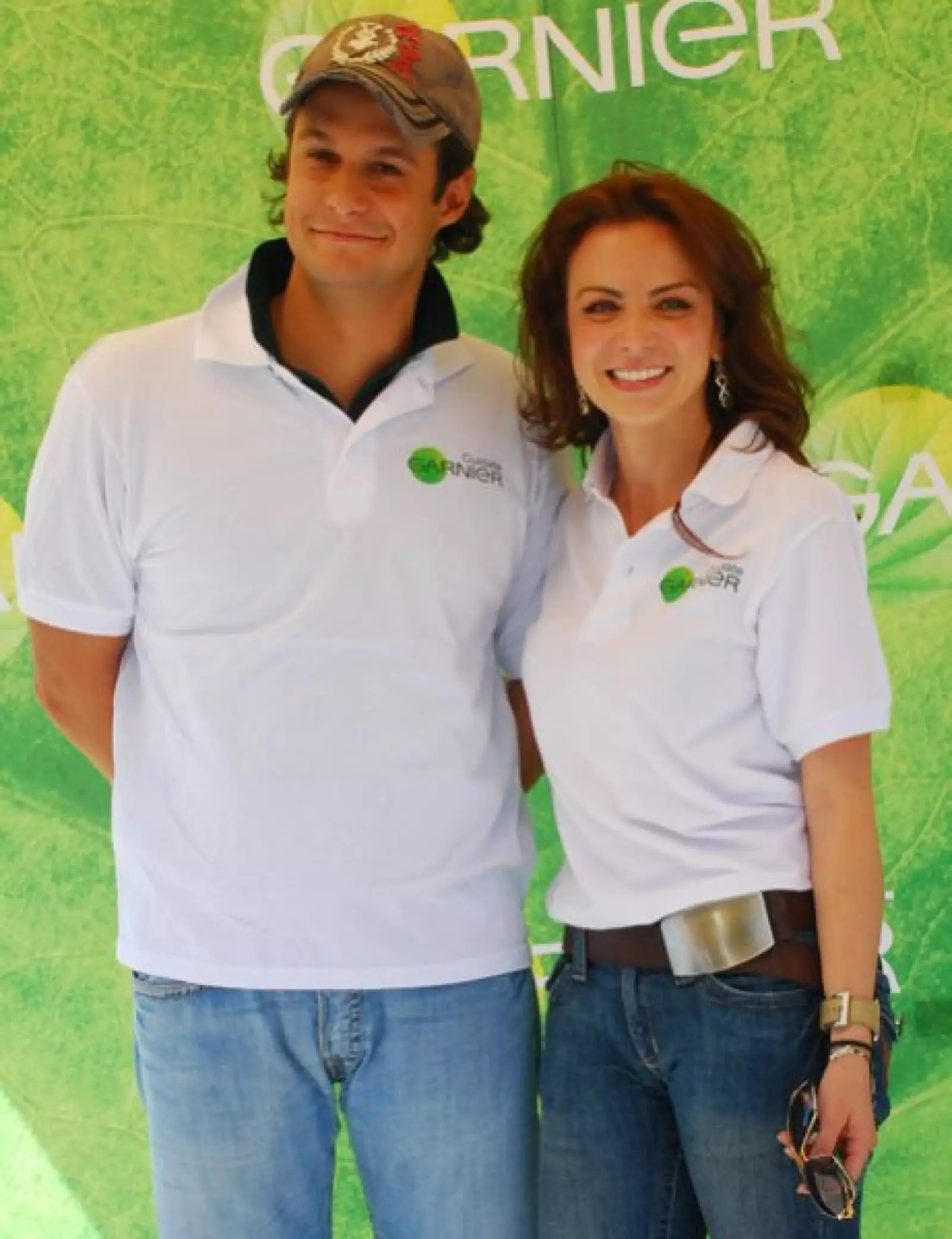 La actriz formó parte del cast que este jueves plantó cerca de 500 arbolitos.