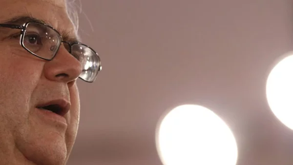 Agustín Carstens ha reconocido su desventaja; sin embargo, ha realizado una vigorosa campaña basado en su experiencia como ex funcionario del FMI.