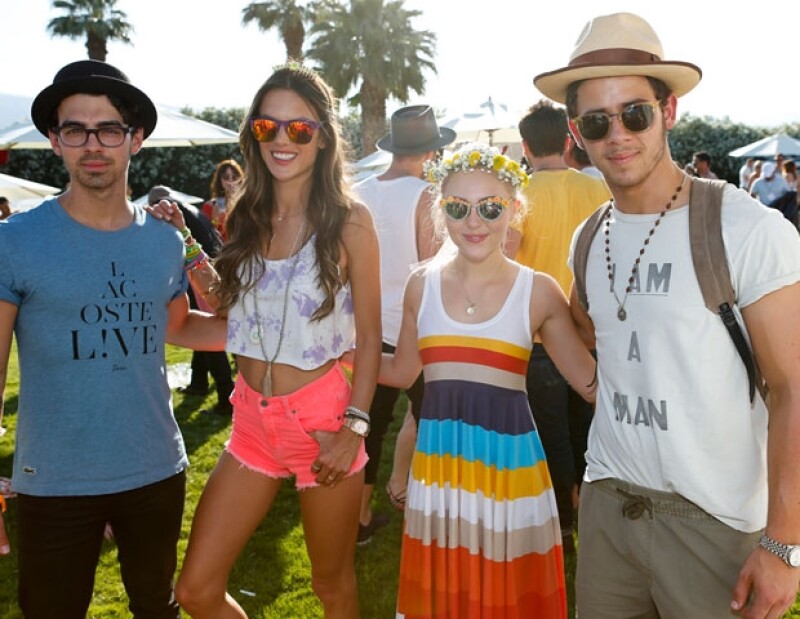 Joe Jonas, Alessandra Ambrosio, AnnaSophia Robb Nick Jonas en la edición 2013 del festival.