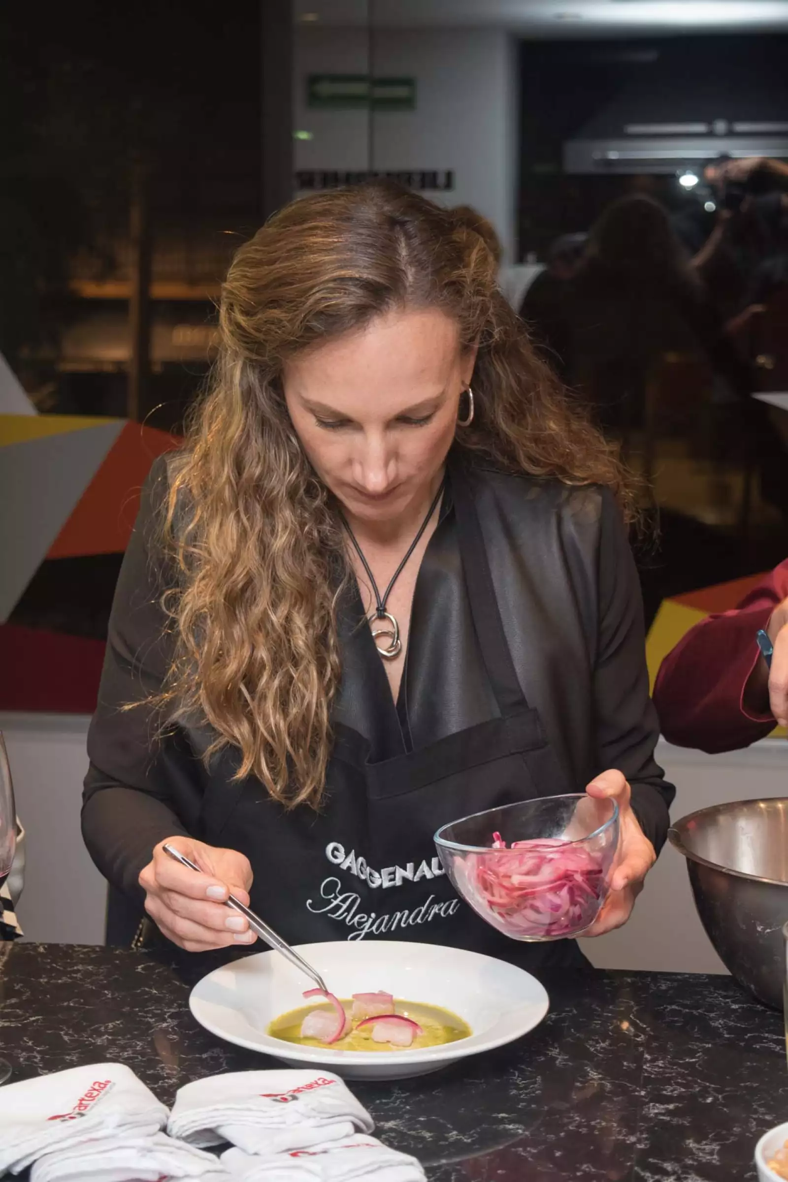 Evento “EXCEED EXPECTATIONS” de Ana Lucía Ruiz de Teresa e Isabel Moreno