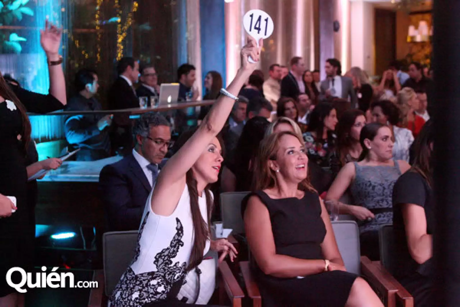 Subasta fundación Rebecca de Alba