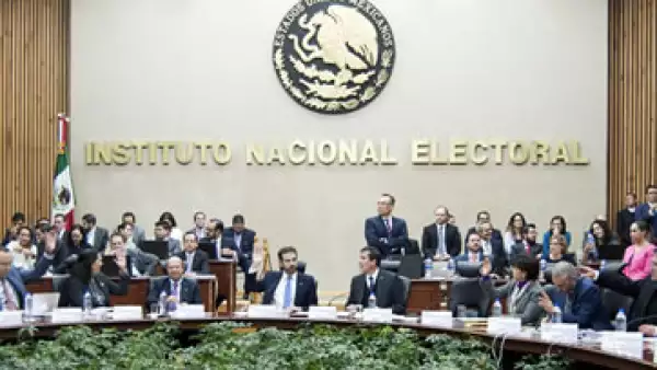 El Consejo General del INE en la discusión de la CDMX. (Foto: Cuartoscuro)