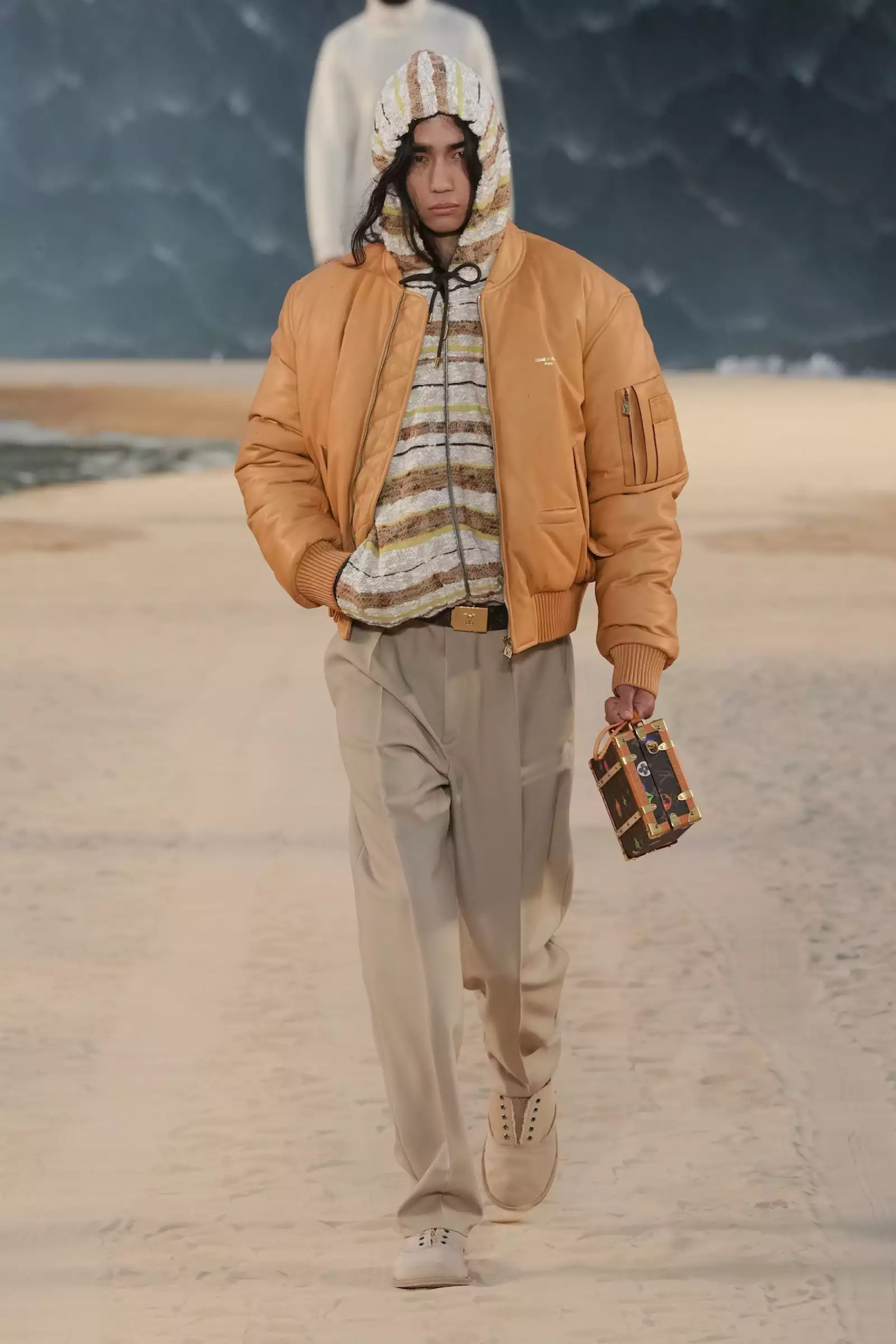 Vuitton m S27 046.jpg