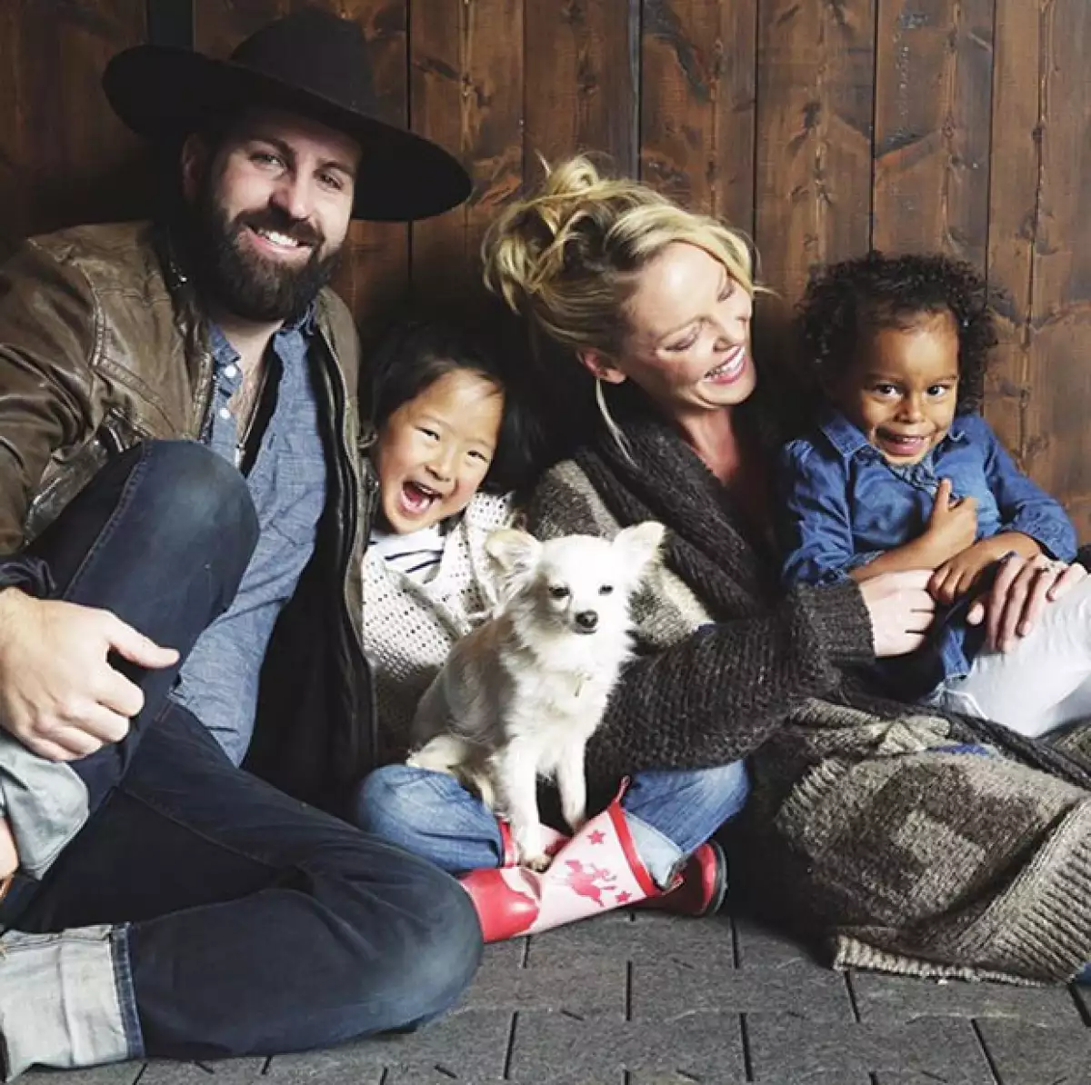 Katherine y Josh ya son padres de Adelaide y Naleigh.