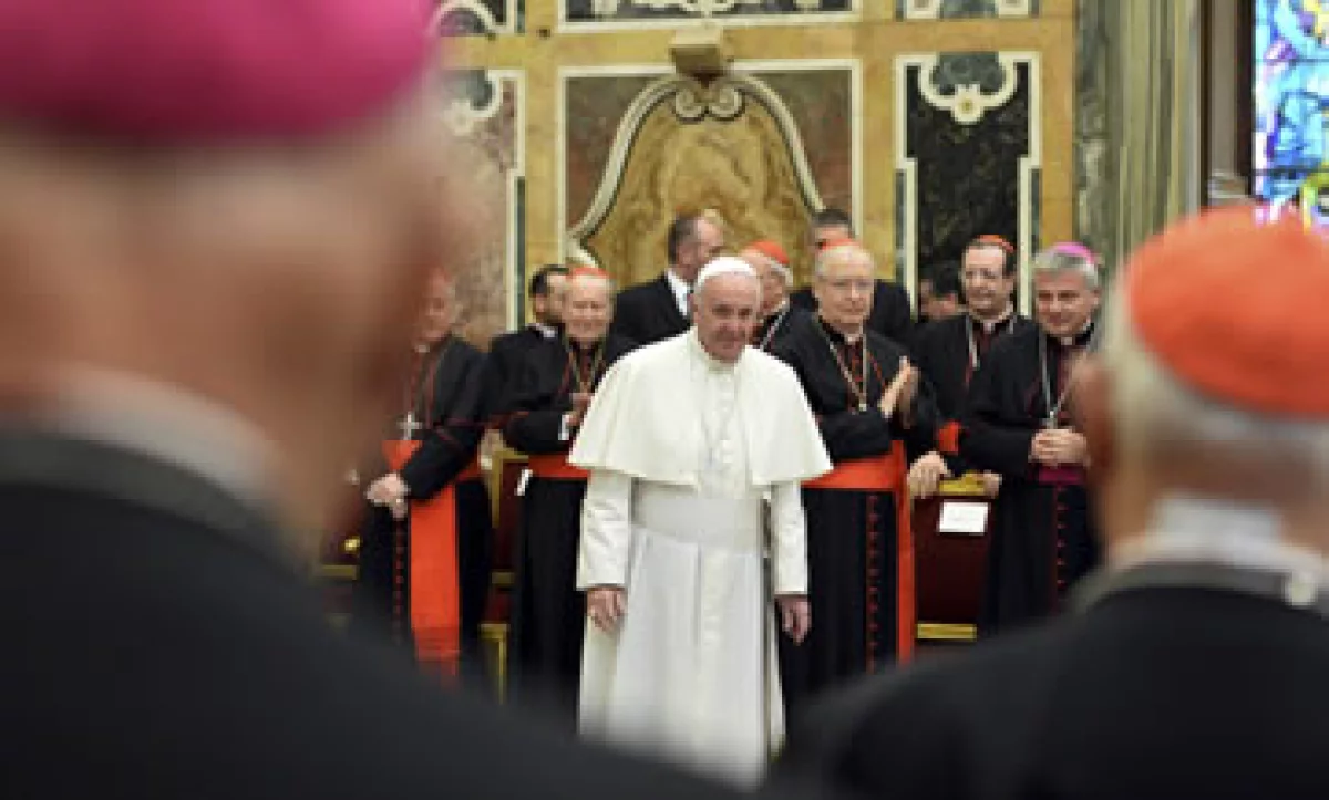El papa aseguró que los miembros de la Curia deben ser fieles, racionales y amables. (Foto: Reuters)