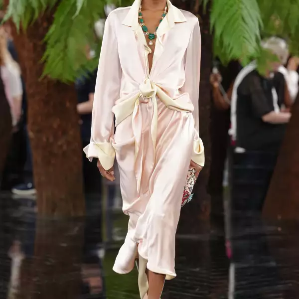 Christian Dior HC F26 015.jpg