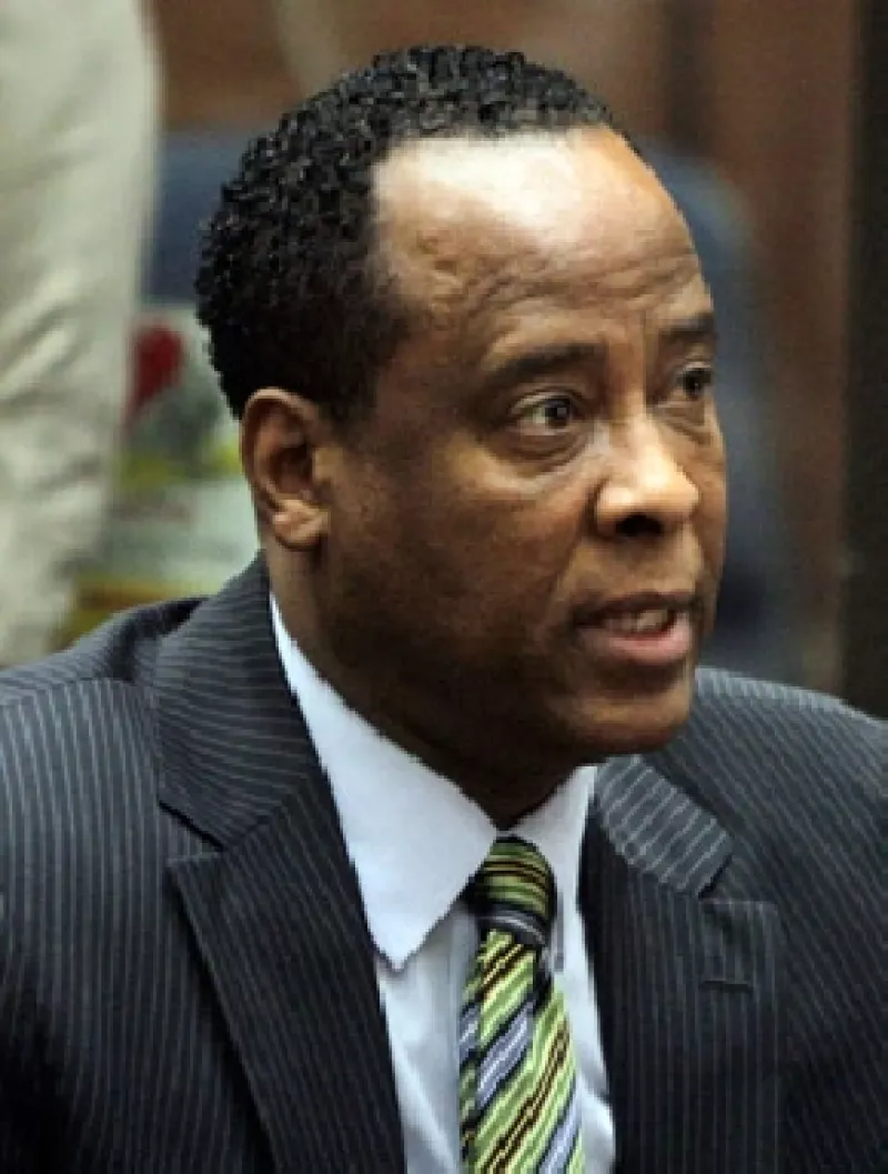 La defensa de Conrad Murray quiere evitar que se "envenen" con toda la información que puede surgir en torno a la situación.