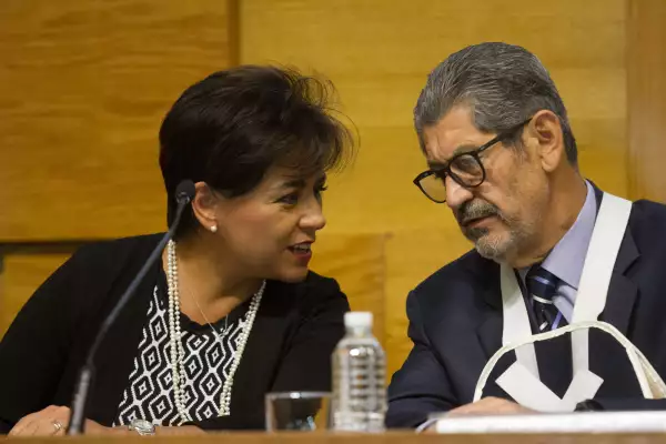 181114 del cueto banxico irene co.jpg