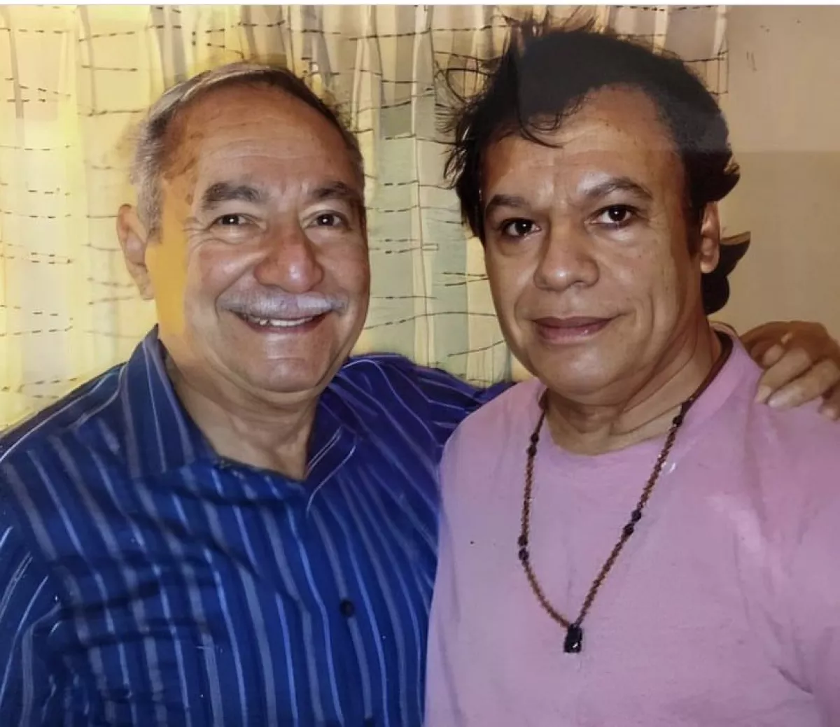 Pablo Aguilera y Juan Gabriel