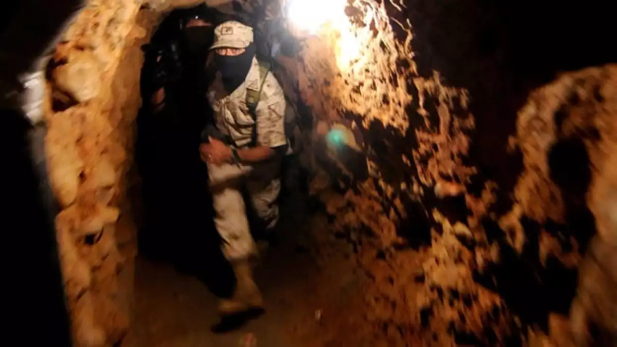 Militares encuentran un tunel en Tijuana
