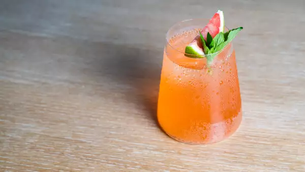 Cocteles con vino blanco y rosado de Casillero del Diablo