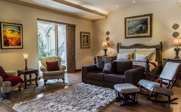 Sothebys-Monterrey-alcoba