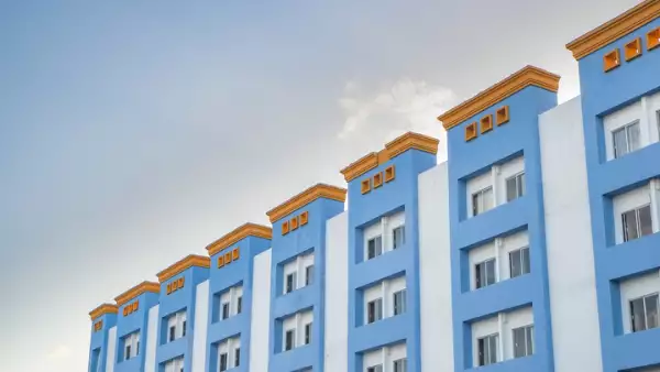 Pastel building with repeating facade in Mexico