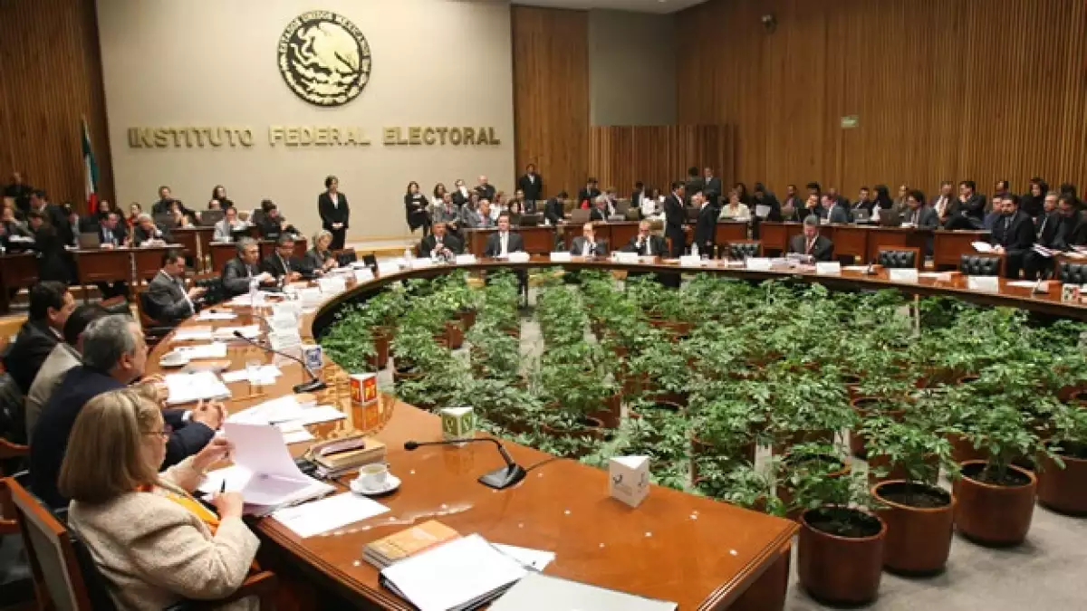IFE sesion consejeros