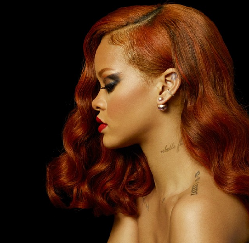 La cantante tiene más de diez tatuajes.
