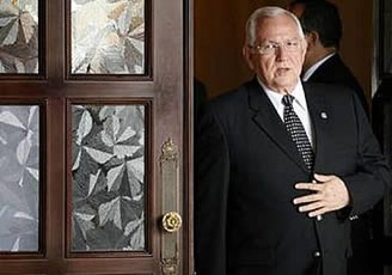 Roberto Micheletti, presidente de facto en Honduras, podría dejar la presidencia del país para calmar las manifestaciones. (Foto: AP)