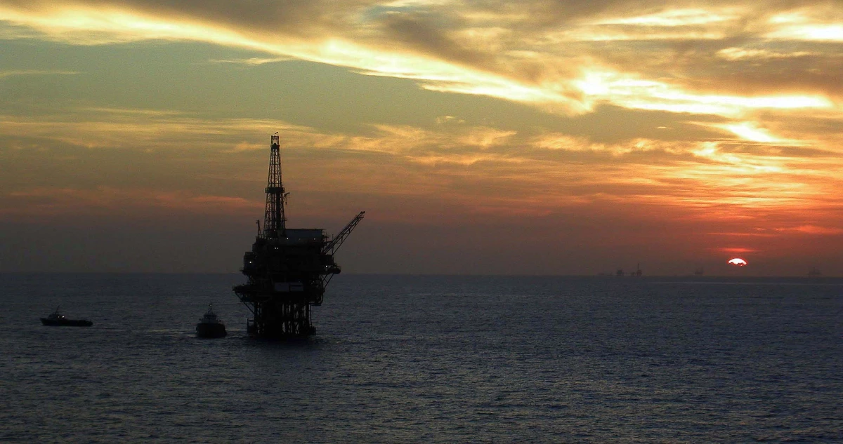 Los cierres positivos para los petroprecios alcanzaron su nivel más alto en ocho meses, impulsados por la debilidad del dólar.